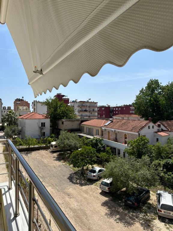 O edifício onde o apartamento está situado