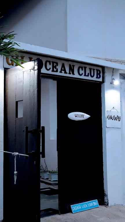 Certifikát, hodnocení, plakát nebo jiný dokument vystavený v ubytování Gili Ocean Club - ADULTS ONLY