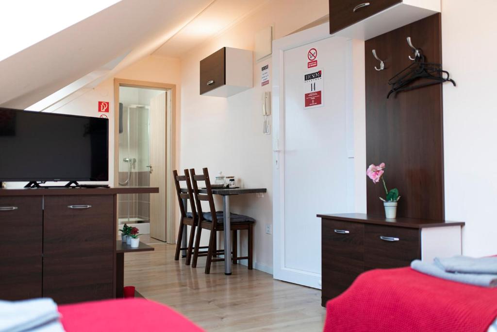 Cucina o angolo cottura di Lucsony Apartman