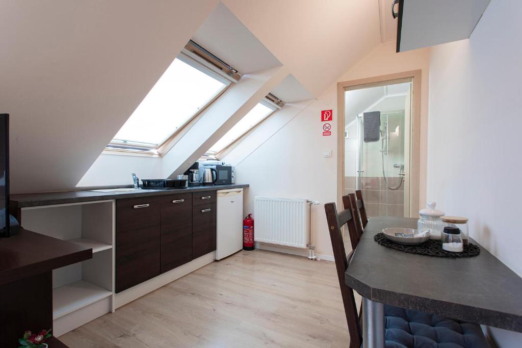 Cucina o angolo cottura di Lucsony Apartman