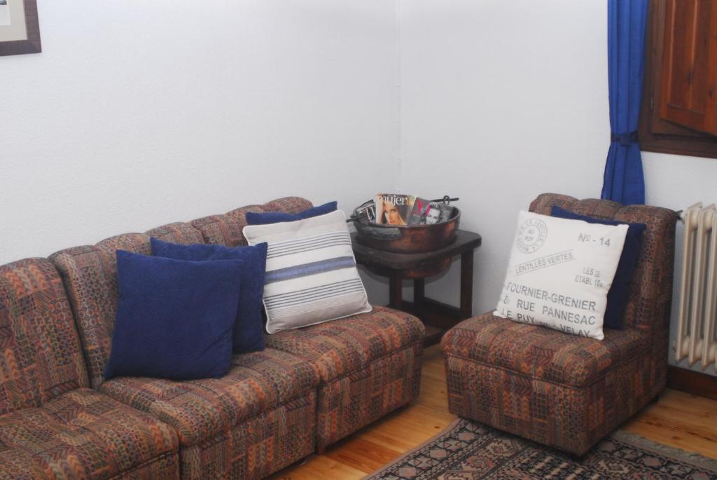 Zona de estar de Hostal Puente Deva