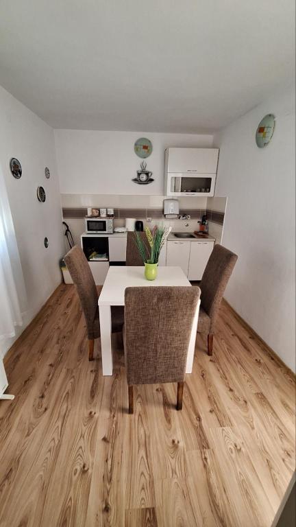 Casa Calda Apartments - 4