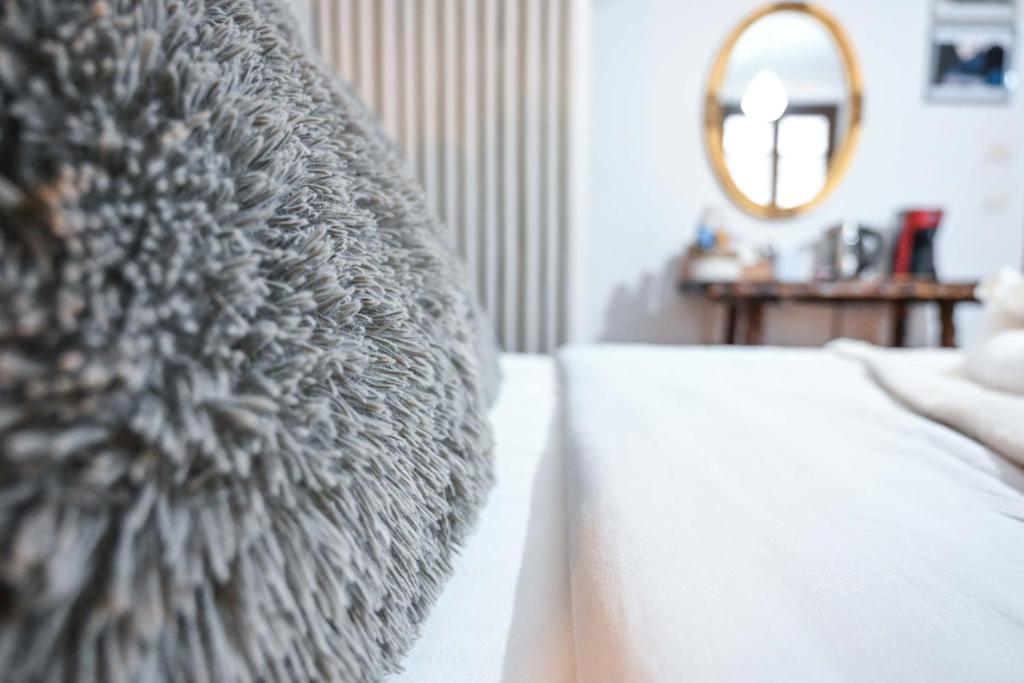 Postel nebo postele na pokoji v ubytování A Casa di Lu' Elegant Rooms