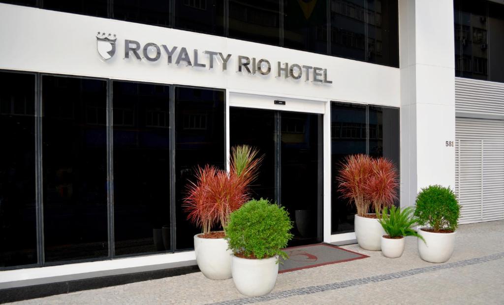  Royalty Rio Hotel
