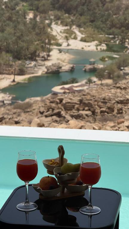 Nápoje v ubytování Wadina resort Wadi Bani Khalid