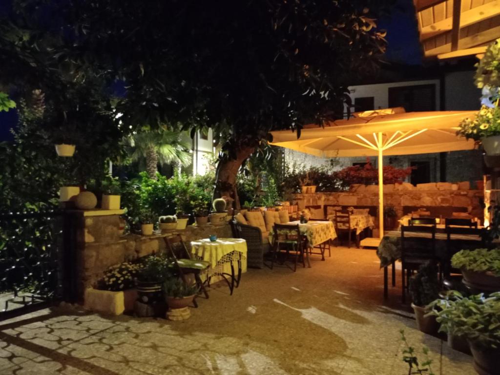 Restaurace v ubytování Yükser Pansiyon