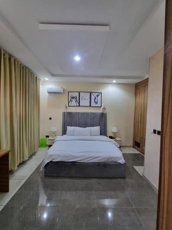 Postel nebo postele na pokoji v ubytování Euphoric Apartments Concept