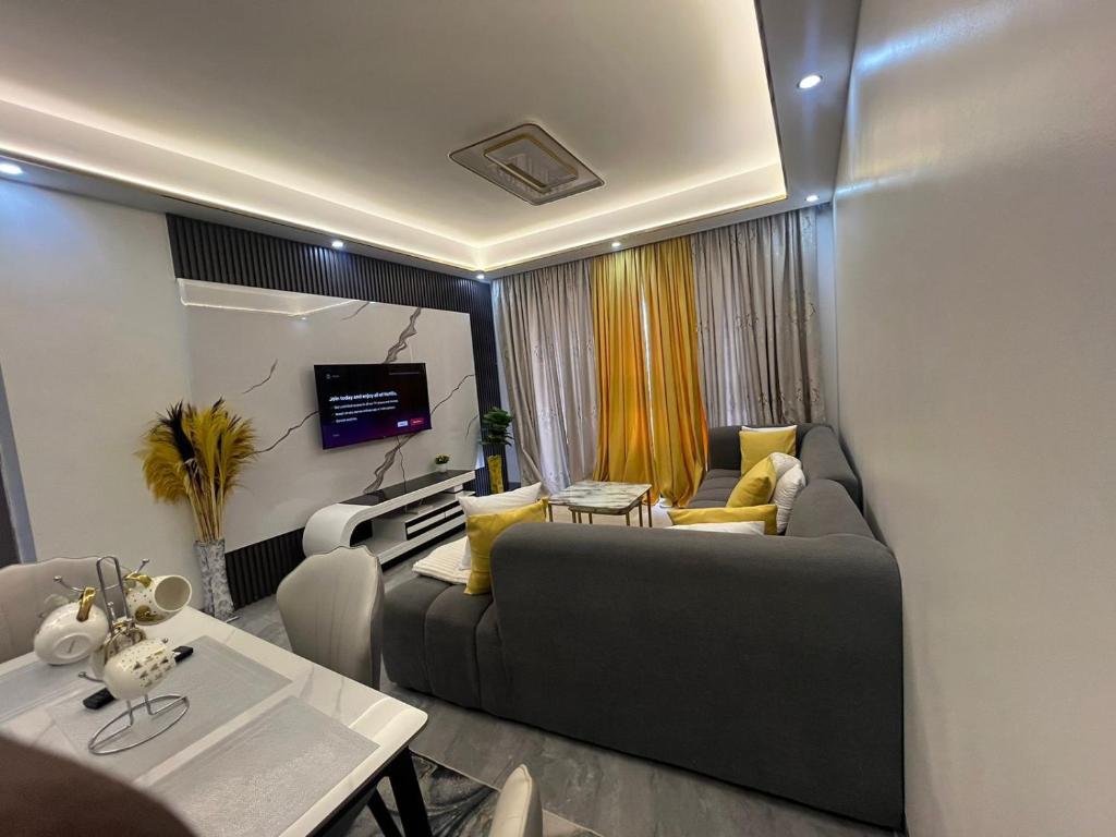 Μια τηλεόραση ή/και κέντρο ψυχαγωγίας στο Urban Host Pro