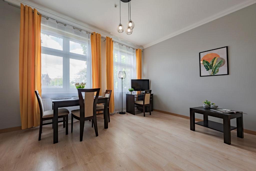 Posedenie v ubytovaní Amber Apartments