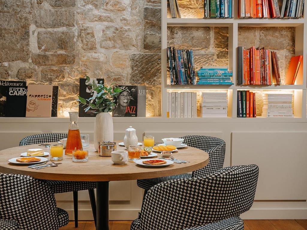 Hôtel Zélie Champs-Elysées - Resim 25