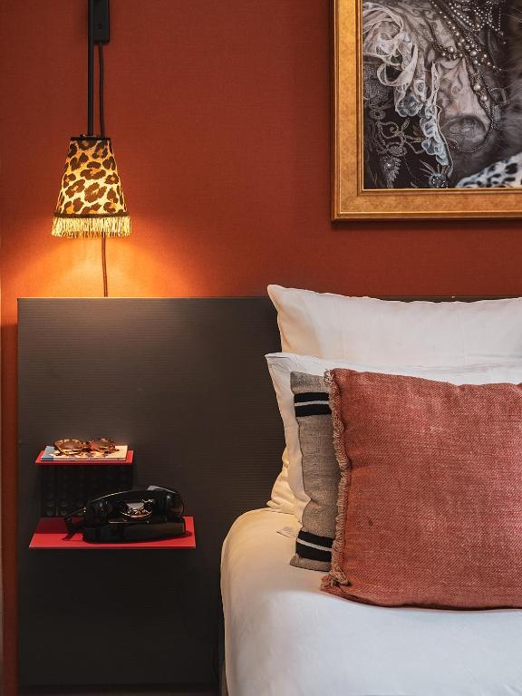 Hôtel Zélie Champs-Elysées - Resim 40