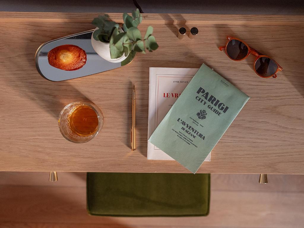 Hôtel Zélie Champs-Elysées - Resim 32