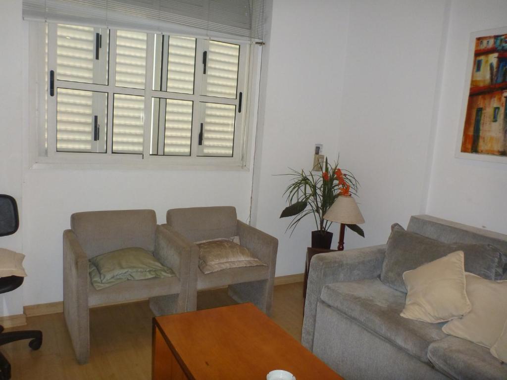  Apt South Beach Residence Club