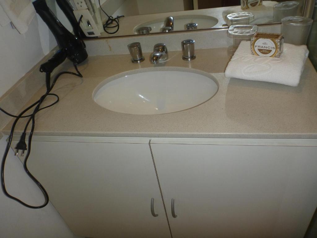  Apt South Beach Residence Club