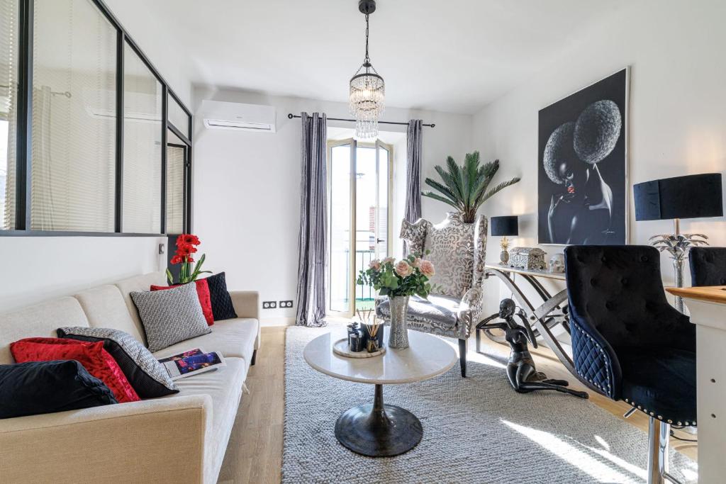 Photo de la galerie de l'établissement GUIDONI SUITE - Superb City Center Suite Apartment, à Nice