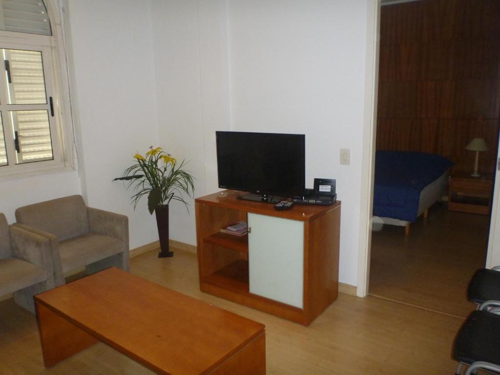  Apt South Beach Residence Club