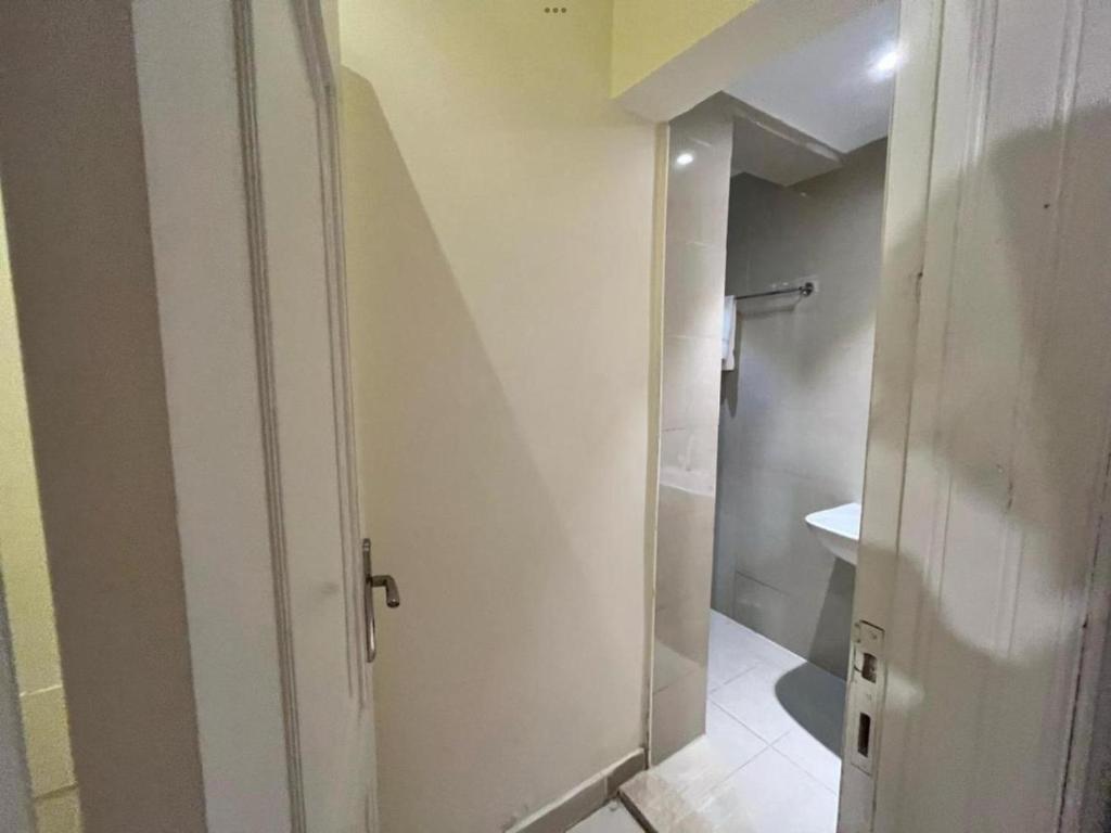 Koupelna v ubytování شقق السلامة العائلية - Al Salamh Family Apartments