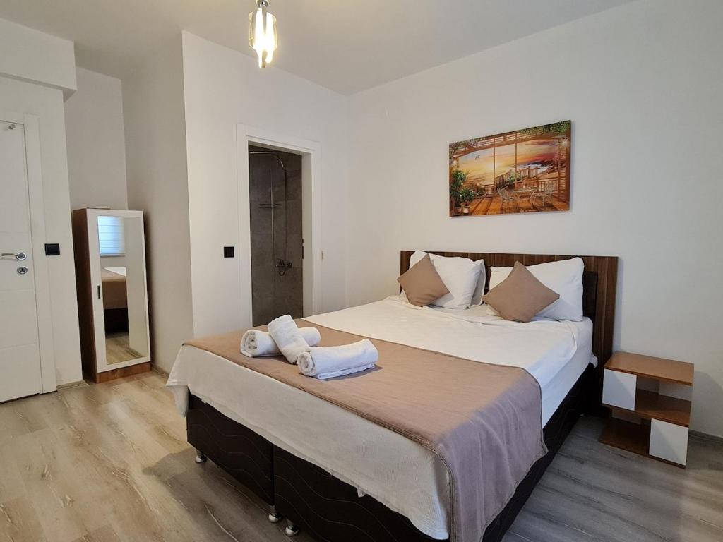 Postel nebo postele na pokoji v ubytování Casa Rosa Luxury Villa w heated Pool