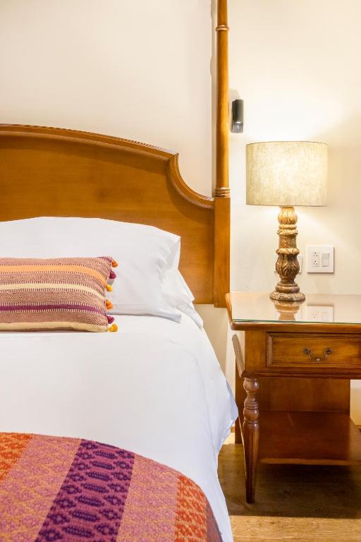 Porta Hotel Antigua - King Room With Garden View