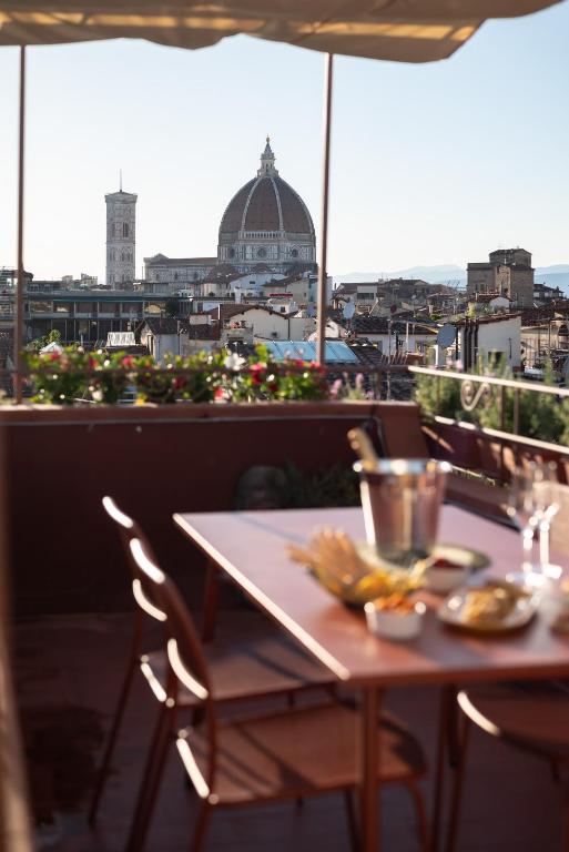Rooftop Wonder Terraces Apartment