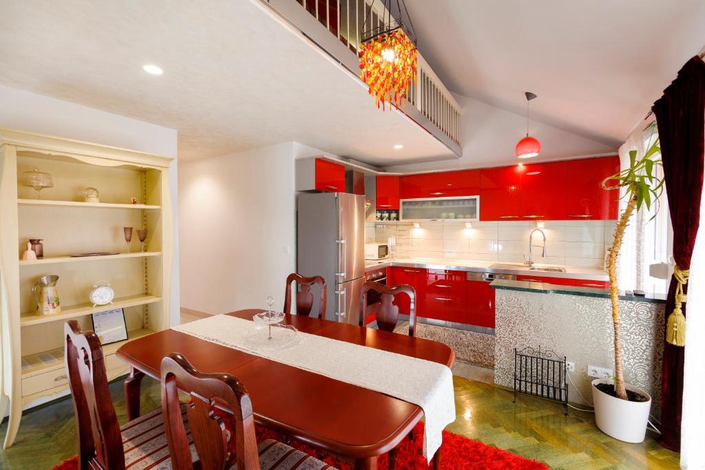 Amigo Comfort Apartments - 9