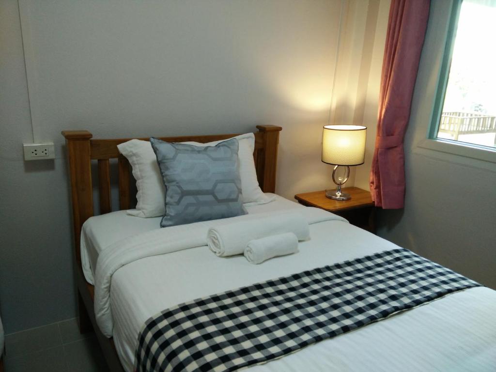 Pottery Street House - 10