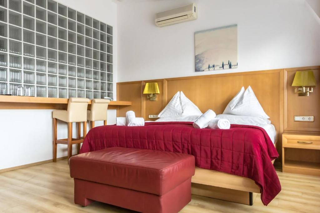 Postel nebo postele na pokoji v ubytování Hotel Corvinus Vienna - Newly Renovated