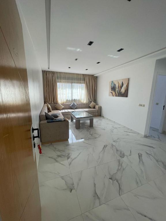 Posezení v ubytování Oumaira Residence Azla-Tetouan