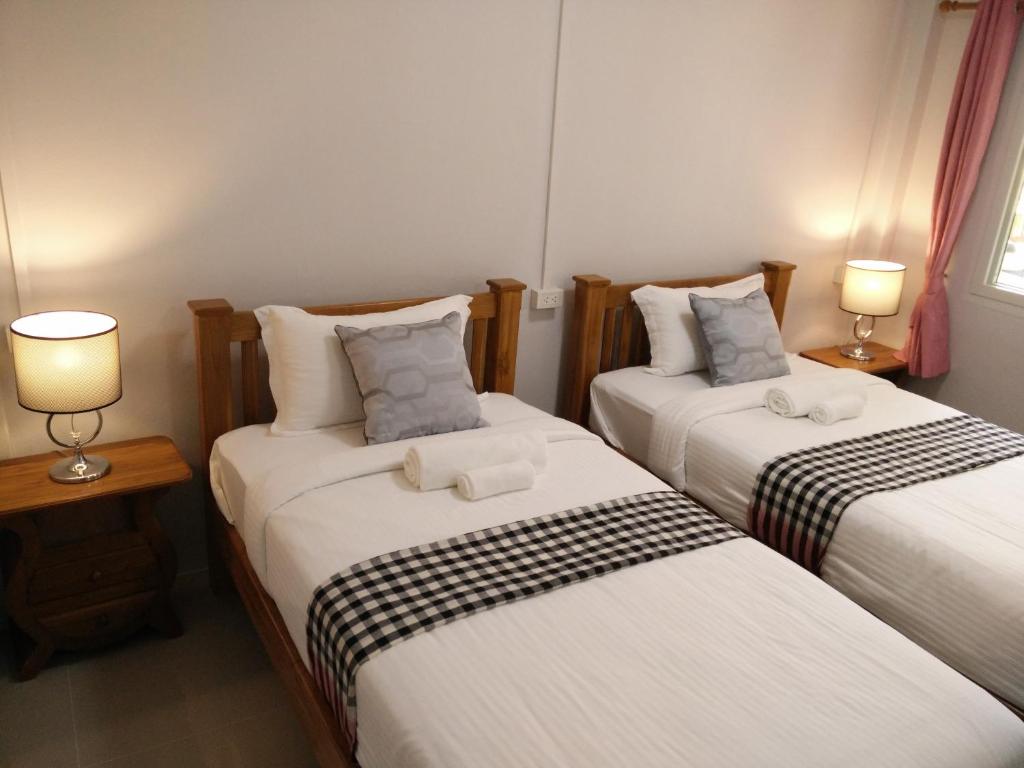 Pottery Street House - 11