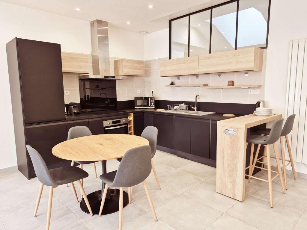 Photo de la galerie de l'établissement Appartement moderne proche plage à Boulogne-sur-Mer - FR-1-675-52, à Boulogne-sur-Mer