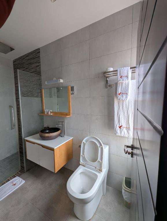 Koupelna v ubytování Canary Hotel Kampala