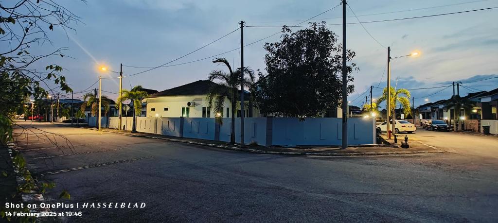 Φωτογραφία από το άλμπουμ του Anis Homestay 5 bedrooms 5 bathrooms σε Alor Setar