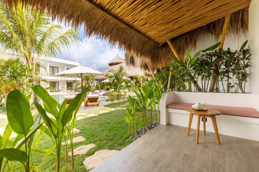 Uryah Hotel Lombok - 16