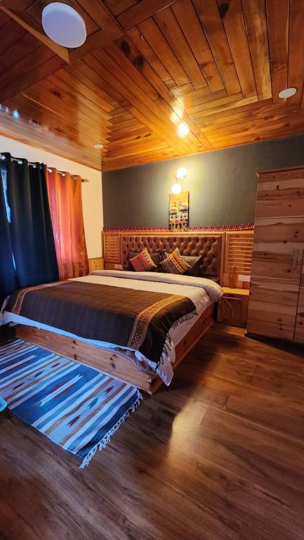 Postel nebo postele na pokoji v ubytování Flugafen B&B- A Peaceful home in Apple Orchards