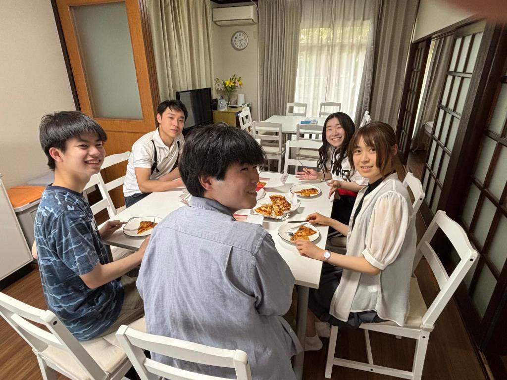 Hosté ubytování 一棟貸しの宿 貸別荘 水戸ハウス Vacation Rental Mito House! Location is 1-2-55 Kanemachi Ibaraki Prefecture 玄関横のキーボックスの暗証番号はご予約後に宿からのメッセージ欄にてご確認下さい 場所は茨城県水戸市金町1-2-55です