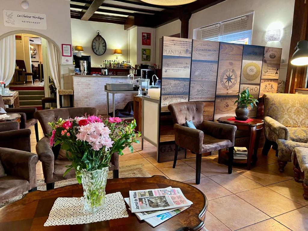 Posezení v ubytování Logis Hôtel des Causses