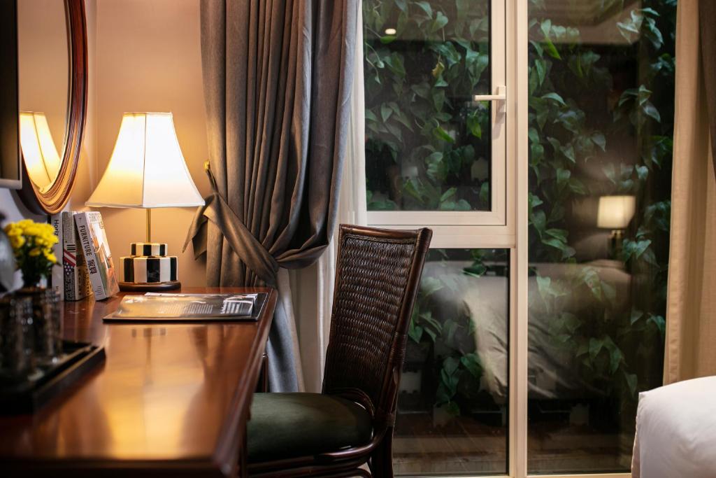 Phòng Deluxe Giường Đôi/2 Giường Đơn Không Có Cửa Sổ
