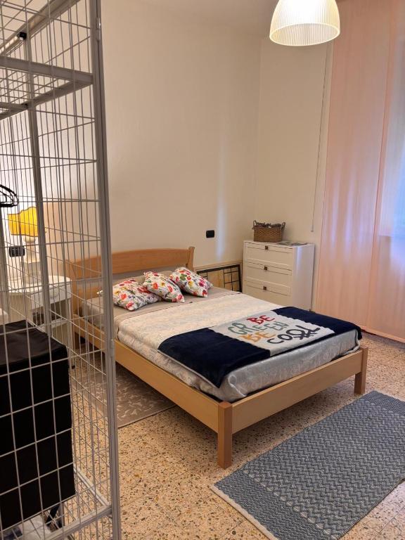 Łóżko lub łóżka w pokoju w obiekcie B&B Camelia