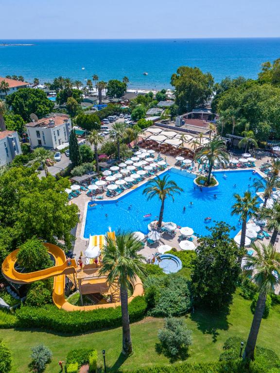 Bazén v ubytování Side Star Elegance Hotel - Ultra All Inclusive nebo v jeho okolí