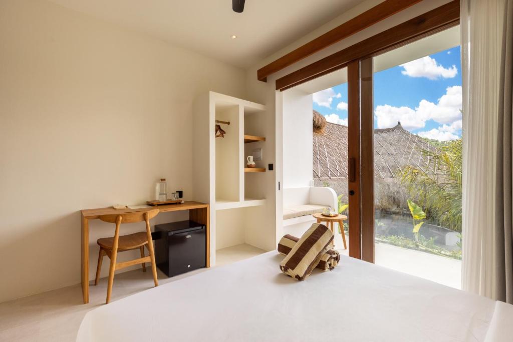 Uryah Hotel Lombok - 9