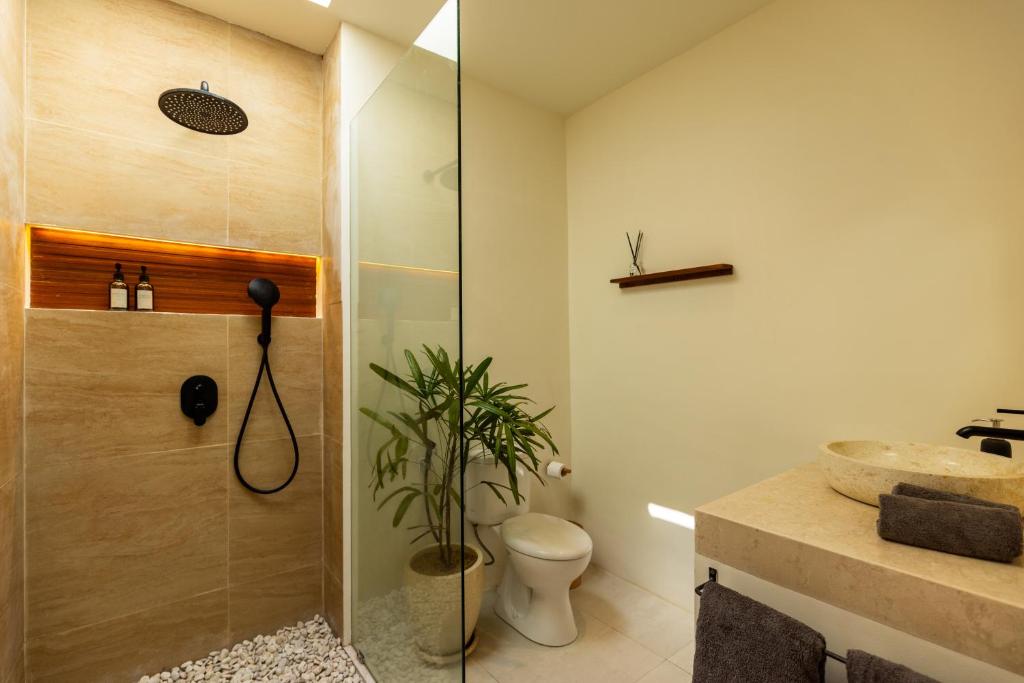 Uryah Hotel Lombok - 10