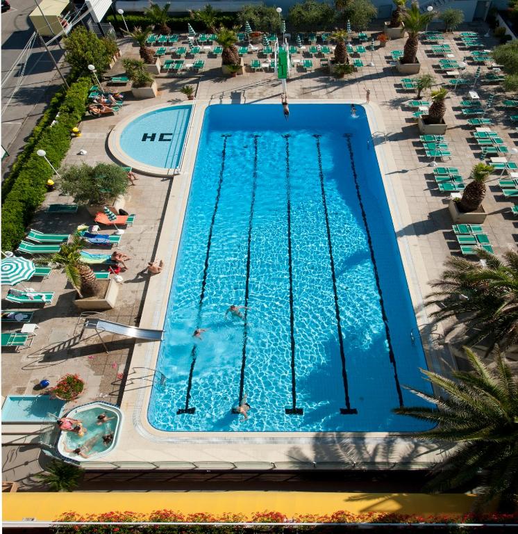 Bazén v ubytování Hotel Cormoran nebo v jeho okolí