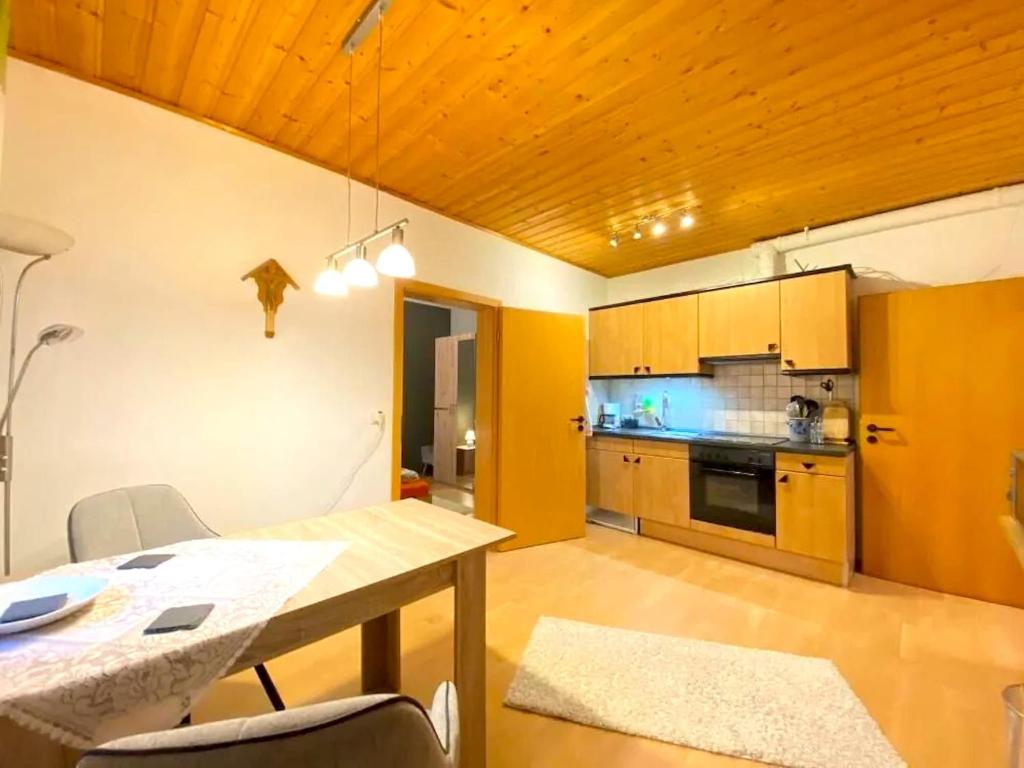 Kuchyň nebo kuchyňský kout v ubytování Comfortable apartment in Zenting in Lower Bavaria