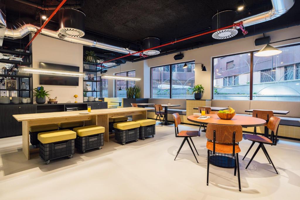 Posezení v ubytování The Social Hub Porto Extended Stay