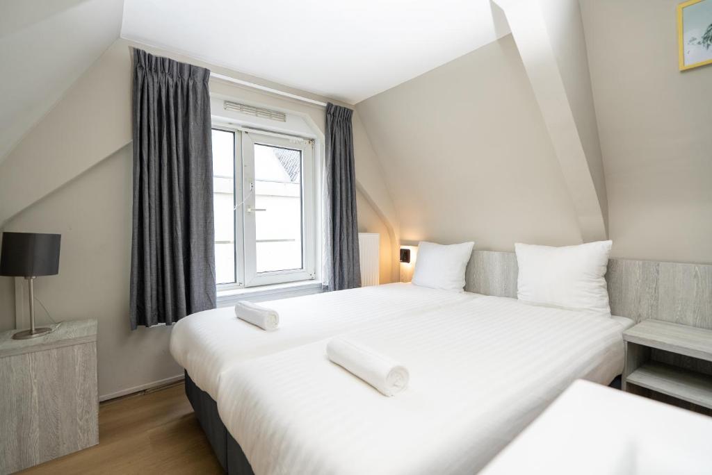 The Crown Hotel - Resim 14