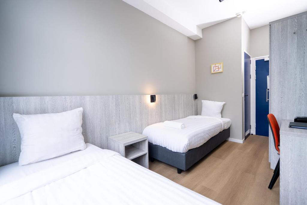 The Crown Hotel - Resim 15