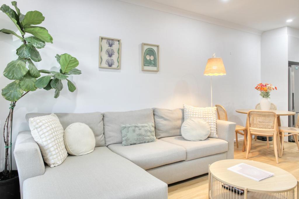 Χώρος καθιστικού στο The Salty Breeze Apartment