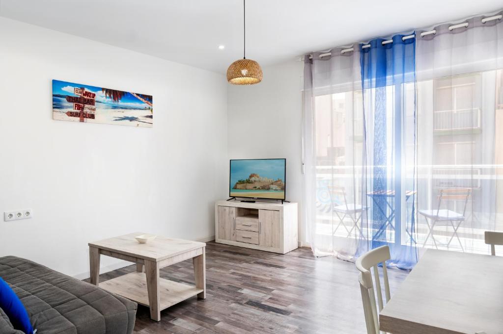Μια τηλεόραση ή/και κέντρο ψυχαγωγίας στο Ecos del Mar - Liriel