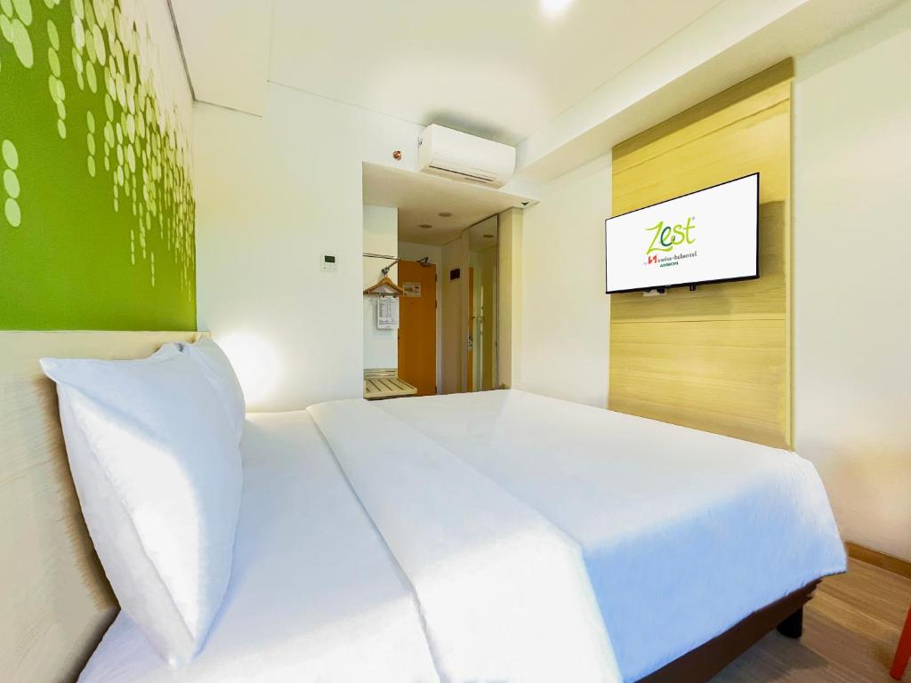 Zest Ambon by Swiss-Belhotel International - Double Room