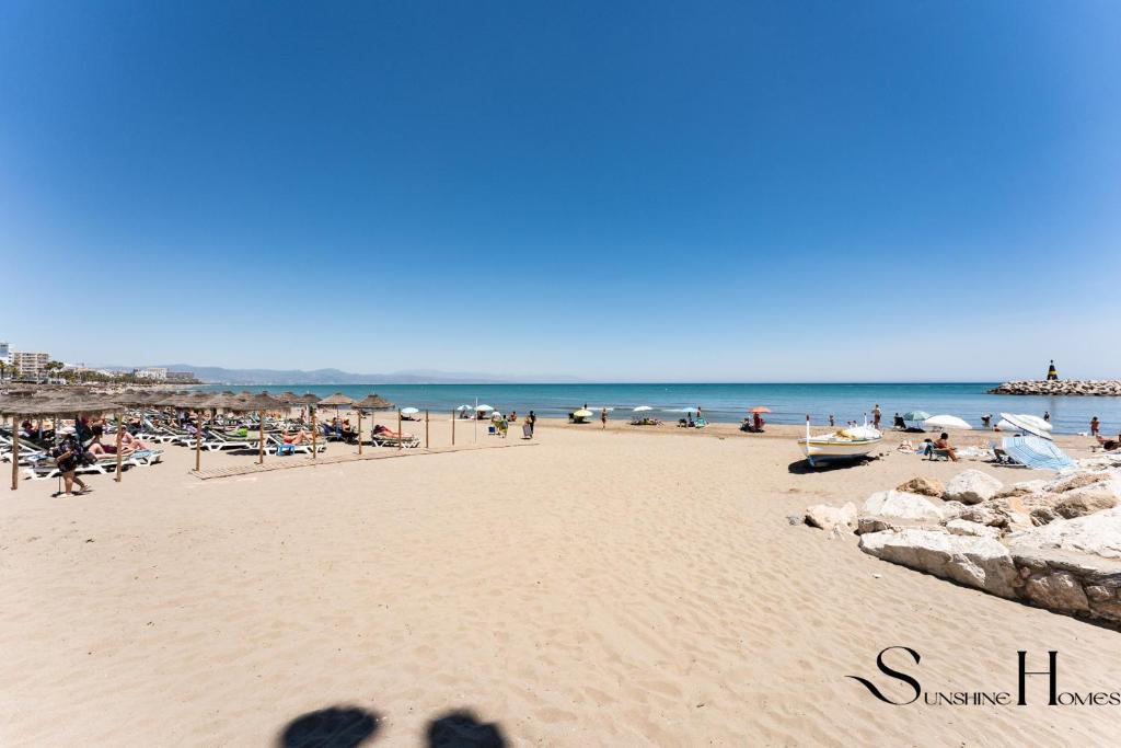 Top Location, 50m from the Beach and Resaurants